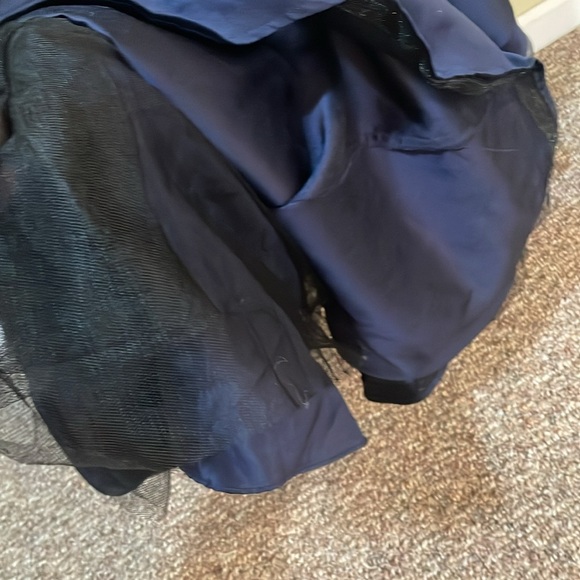 Womens New RARE XSCAPE Vintage Off-Shoulder
Mermaid Navy Evening Formal … - Picture 11 of 13